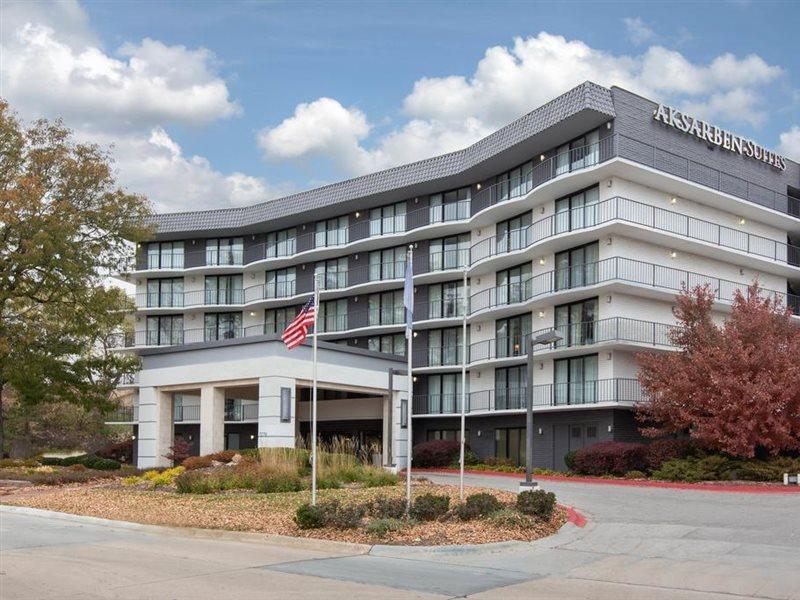 Aksarben Suites Trademark Collection By Wyndham Омаха Екстериор снимка